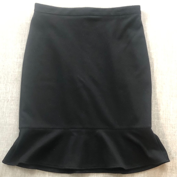 Club Monaco Tulip Skirt - Picture 1 of 3